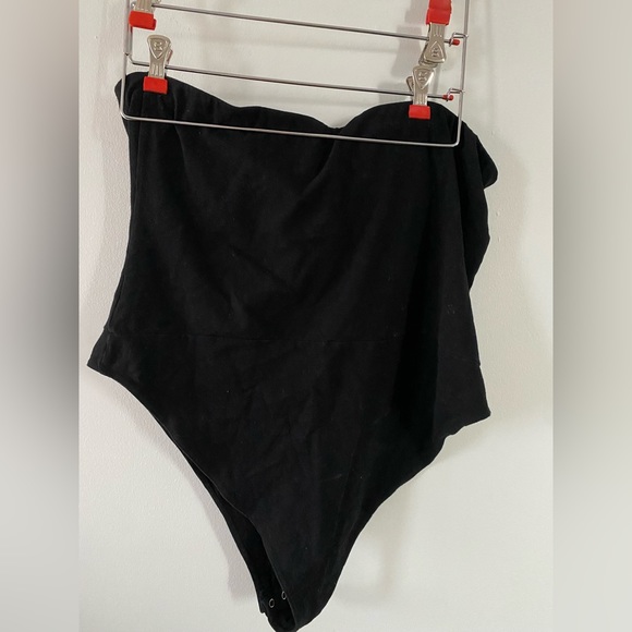 2X Strapless Bodysuit Plus Size - Picture 5 of 5